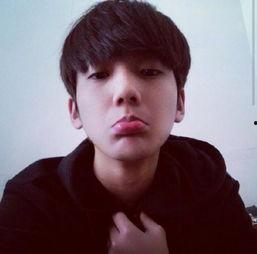 欧美纹身皮肤图片男生,男生纹身皮肤艺术解析